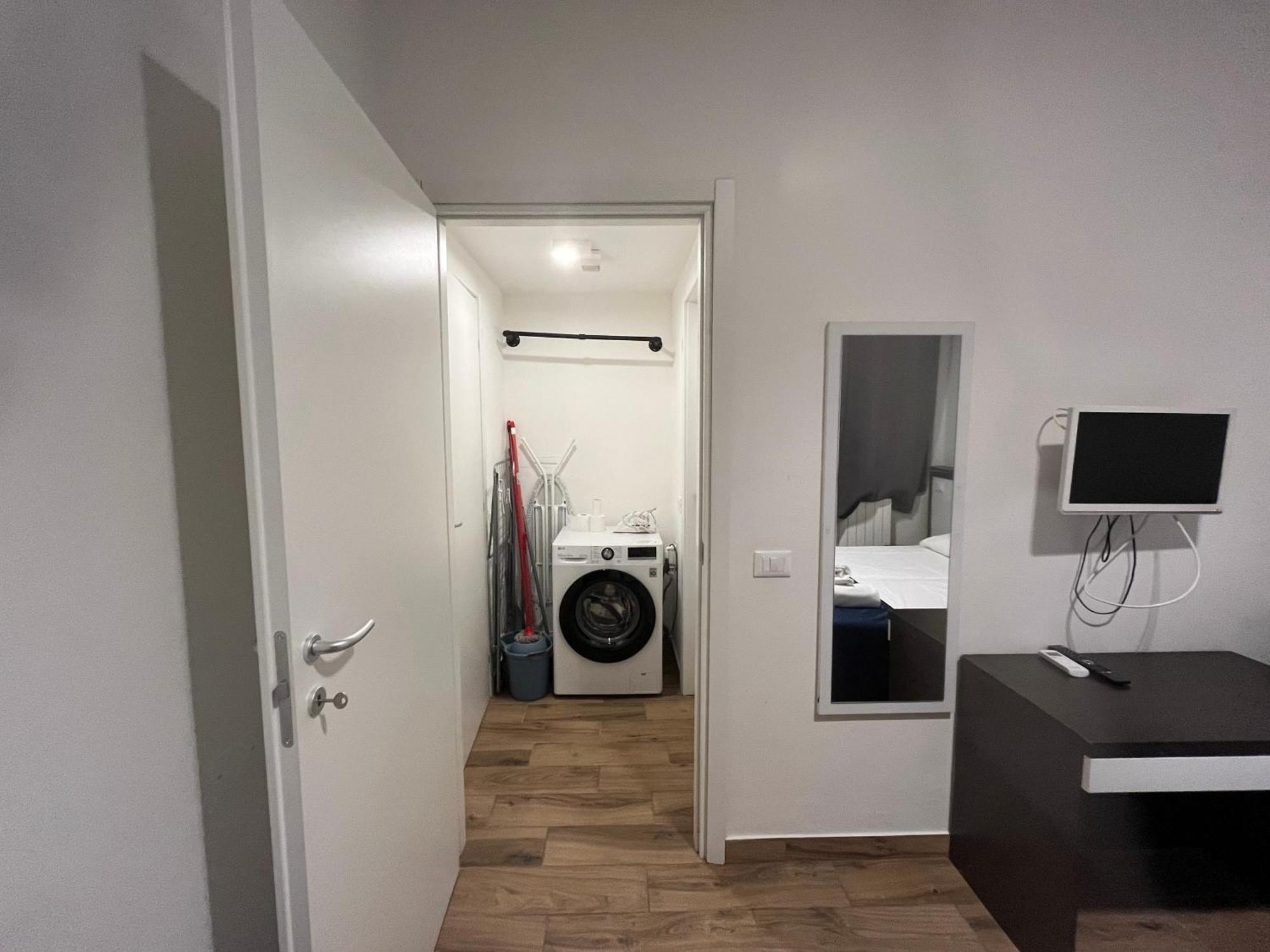 Jcube Apartments Precotto Milano Luaran gambar